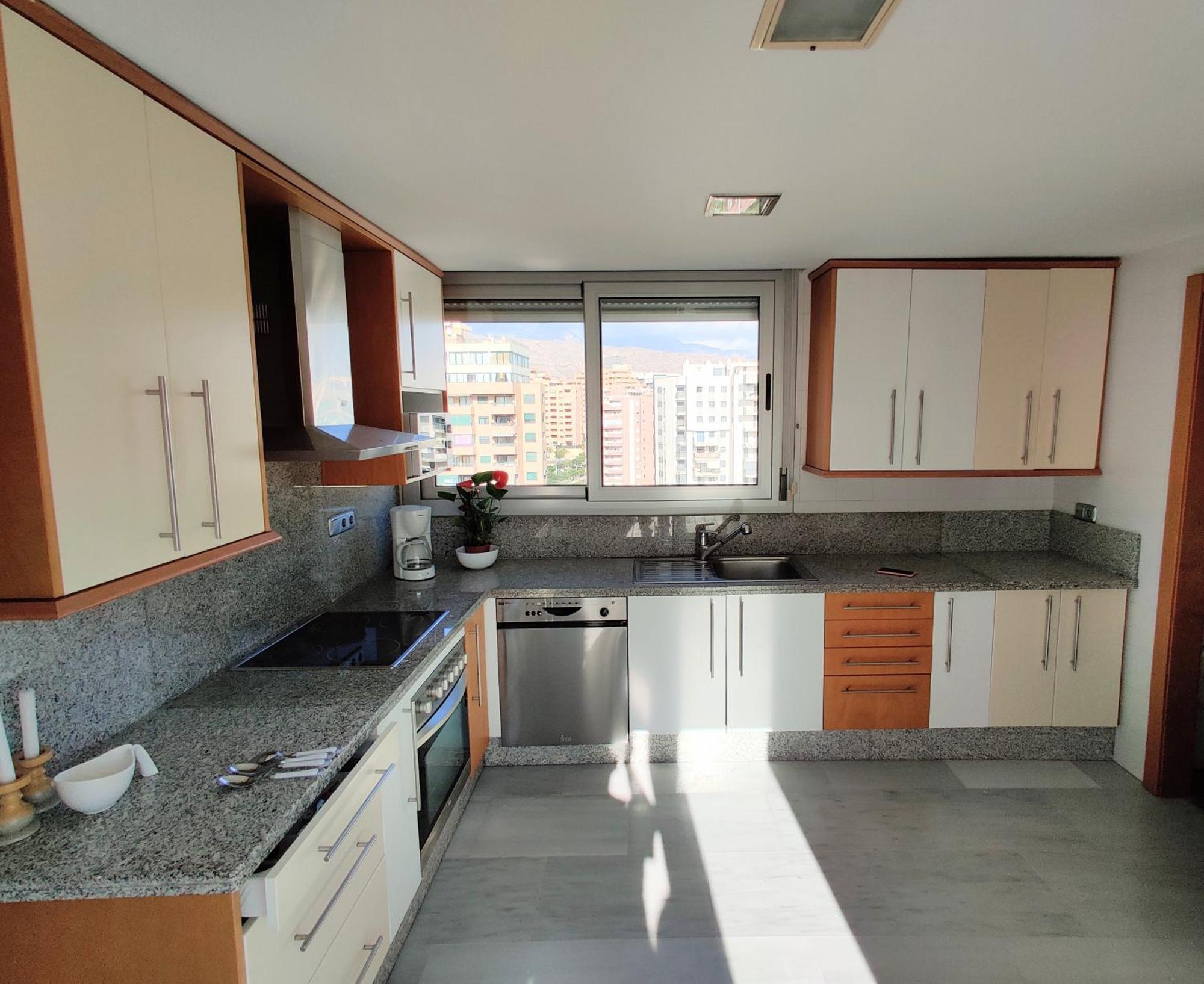 Elegance Sun & Spa Penthouse เบนิดอร์ม ภายนอก รูปภาพ